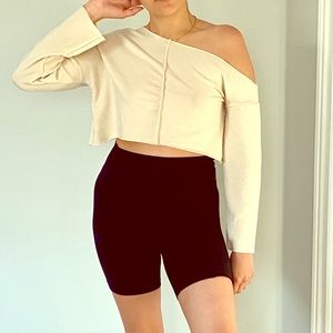 PLT Cream Top